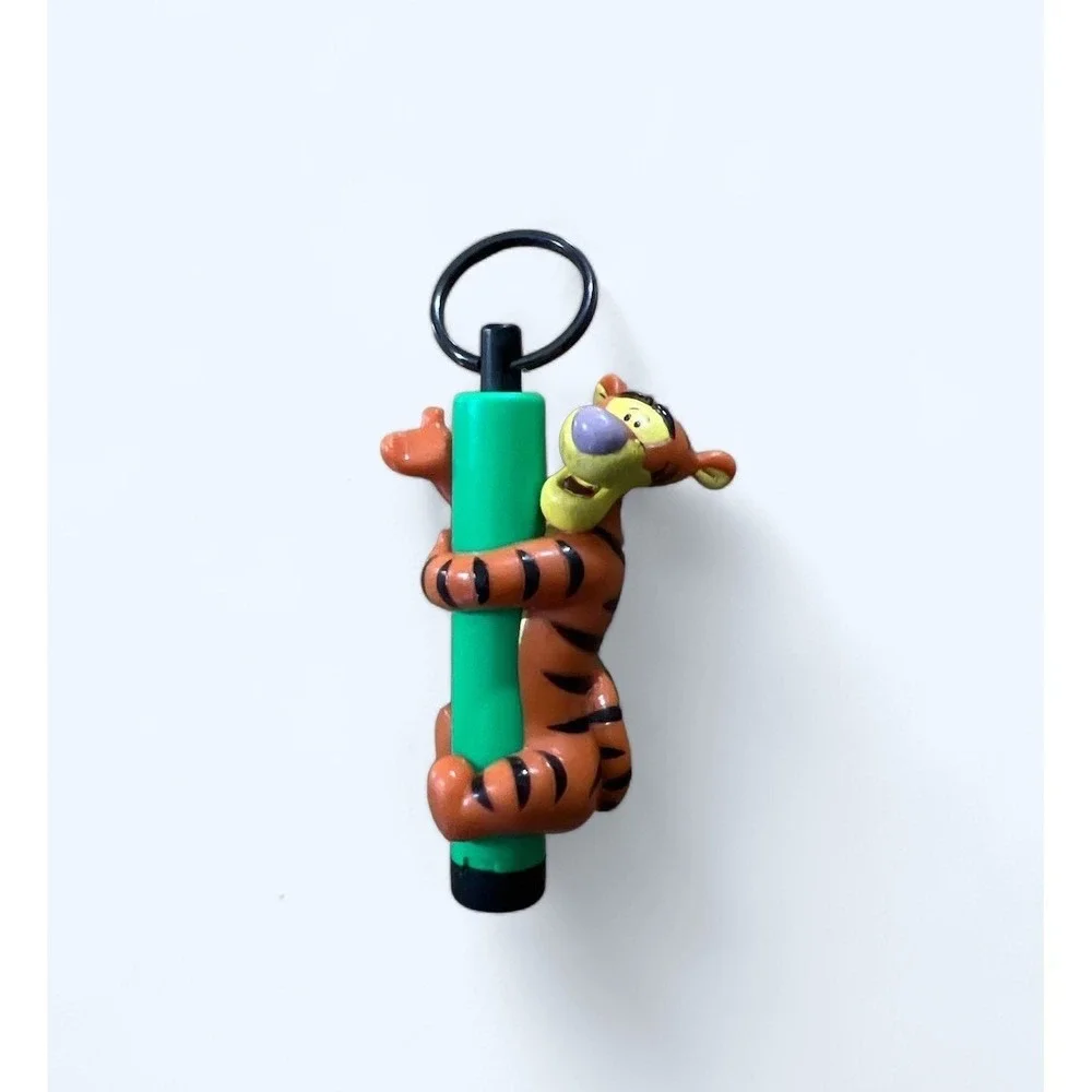 Vintage 1990's Disney Tigger Flash Light Key Chain Works!!